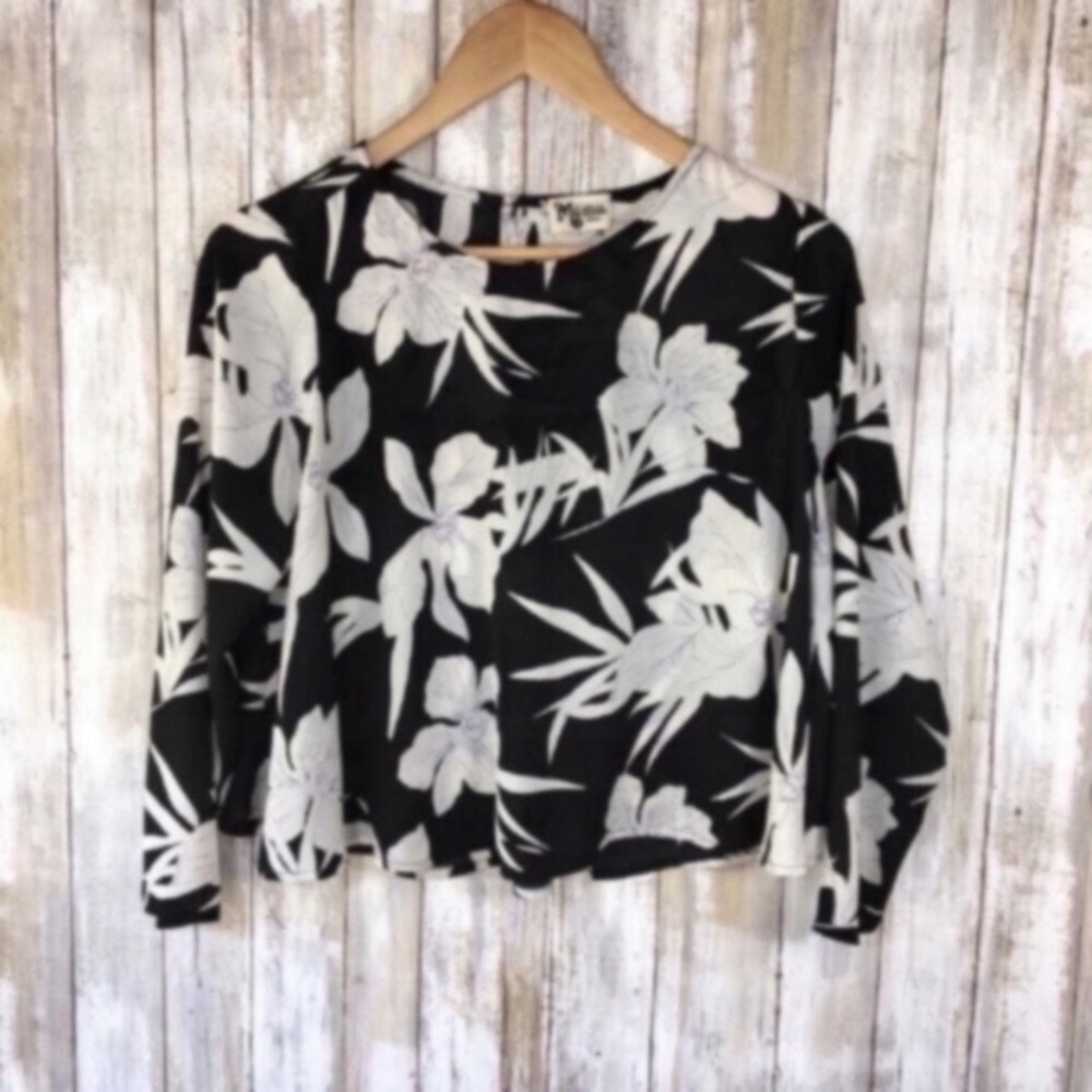 Show Me Your Mumu Lily Collins Floral Blouse - Picture 2 of 6